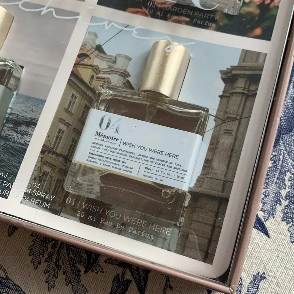 Memoire Archives Perfume Discovery Set Four Travel Size Fragrances NIB